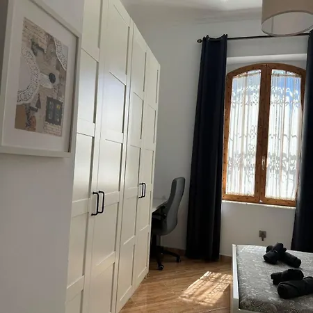 Gran Casa Cerca De La Playa Con 3 En Pedregalejo Holiday home Malaga
