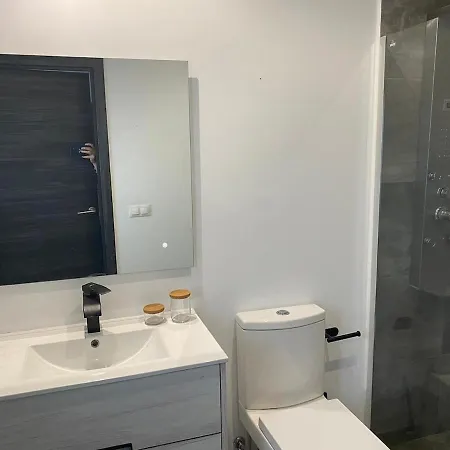 Gran Casa Cerca De La Playa Con 3 En Pedregalejo Holiday home *