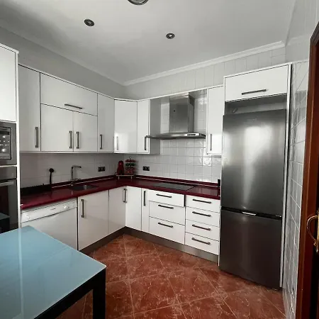Gran Casa Cerca De La Playa Con 3 En Pedregalejo Holiday home