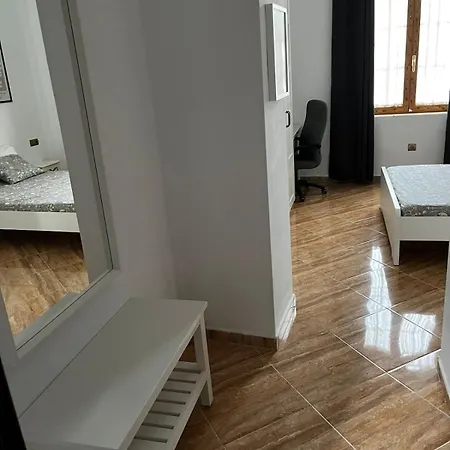 Gran Casa Cerca De La Playa Con 3 En Pedregalejo Holiday home Malaga