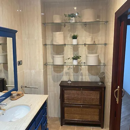 Holiday home Gran Casa Cerca De La Playa Con 3 En Pedregalejo Malaga