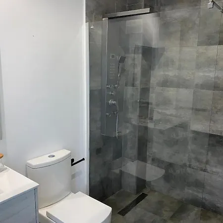 Gran Casa Cerca De La Playa Con 3 En Pedregalejo Holiday home *