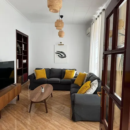 Holiday home Gran Casa Cerca De La Playa Con 3 En Pedregalejo Malaga