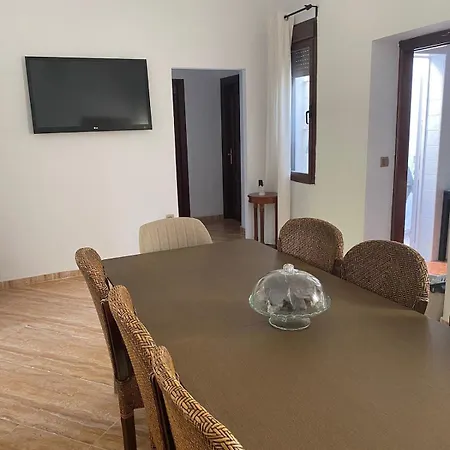 Gran Casa Cerca De La Playa Con 3 En Pedregalejo Malaga