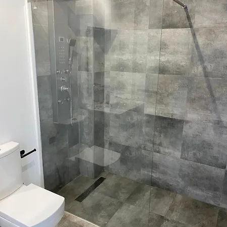 Gran Casa Cerca De La Playa Con 3 En Pedregalejo Holiday home Malaga