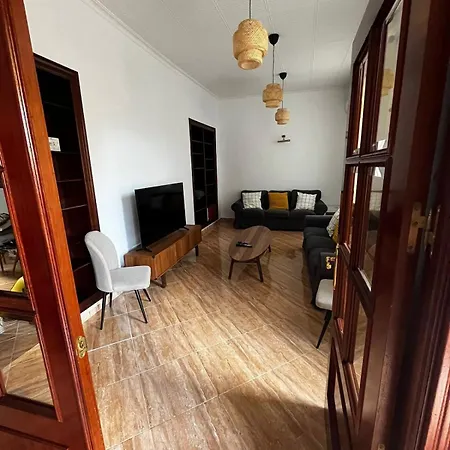 Gran Casa Cerca De La Playa Con 3 En Pedregalejo Holiday home